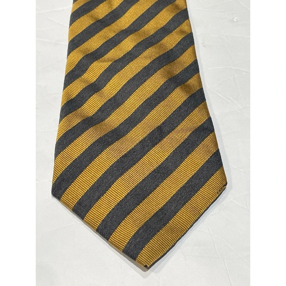Vtg Burberrys Necktie Silk Wool Stripe Gold Gray Made in Italy 3.75 Tie Burberry